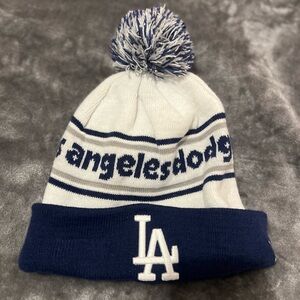 Los Angeles Dodgers New Era Beanie - Blue and White